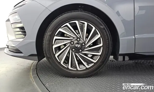 Hyundai Sonata 2023 2.0 автомат (гидро), миниатюра 5