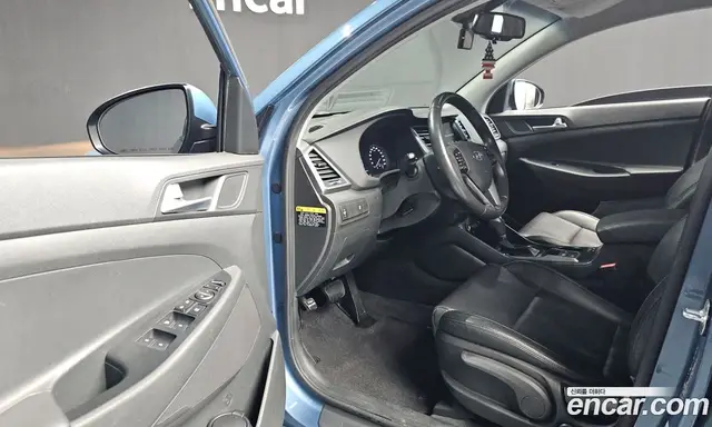 Hyundai Tucson 2016 1.7 автомат (гидро), миниатюра 10 Hyundai Tucson 2016 1.7 автомат (гидро), миниатюра 10