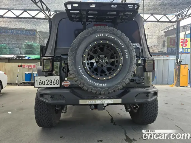 Jeep Wrangler 2011 2.8 автомат (гидро), миниатюра 6 Jeep Wrangler 2011 2.8 автомат (гидро), миниатюра 6