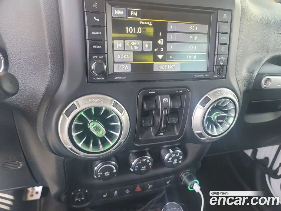 Jeep Wrangler 2017 3.6 автомат (гидро), фото 11