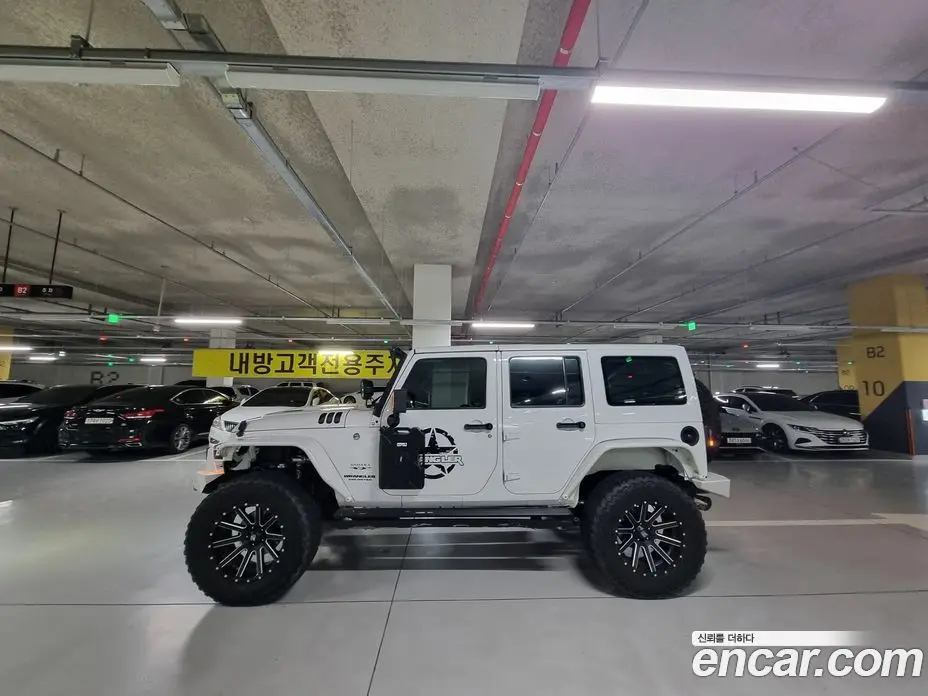 Jeep Wrangler 2017 3.6 автомат (гидро), фото 8