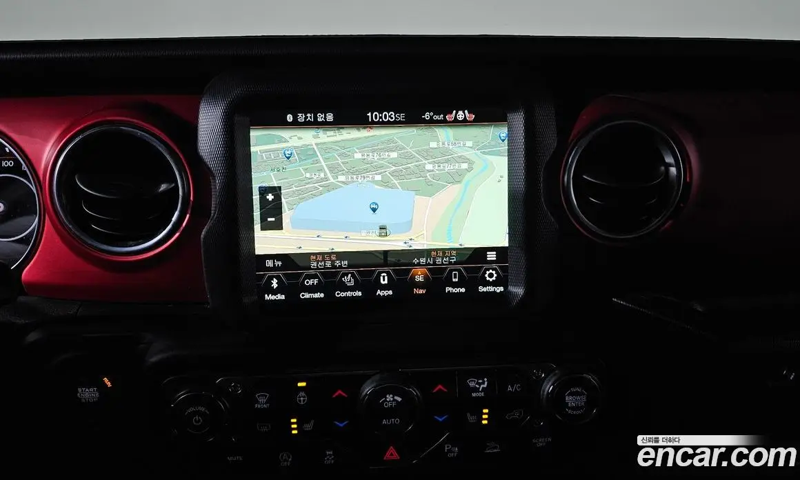 Jeep Wrangler 2022 2.0 автомат (гидро), фото 15 Jeep Wrangler 2022 2.0 автомат (гидро), фото 15