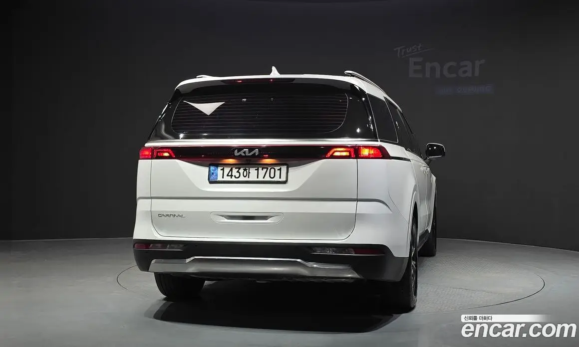Kia Carnival 2022 3.5 автомат (гидро), фото 4