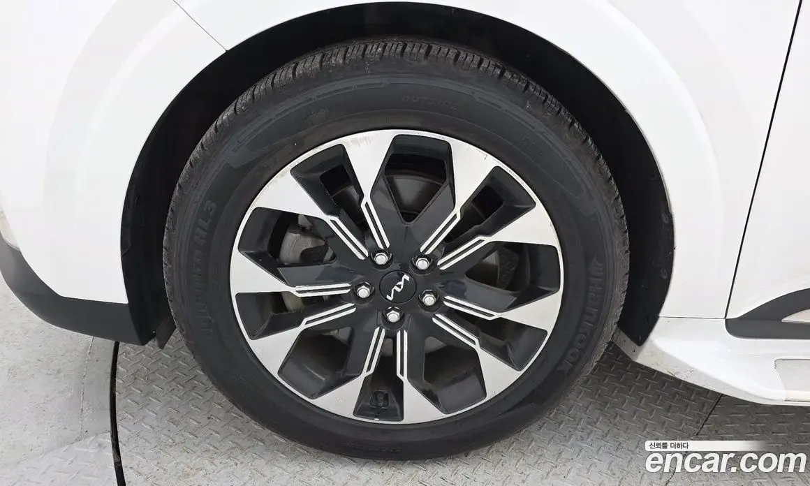 Kia Carnival 2023 2.2 автомат (гидро), фото 5