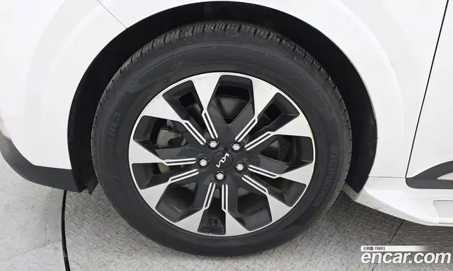 Kia Carnival 2023 2.2 автомат (гидро), миниатюра 5