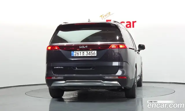 Kia Carnival 2023 2.2 автомат (гидро), миниатюра 4