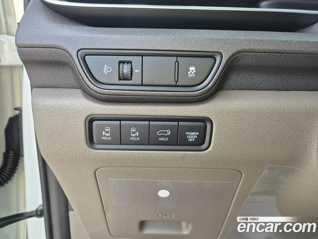 Kia Carnival 2025 1.6 автомат (гидро), миниатюра 12