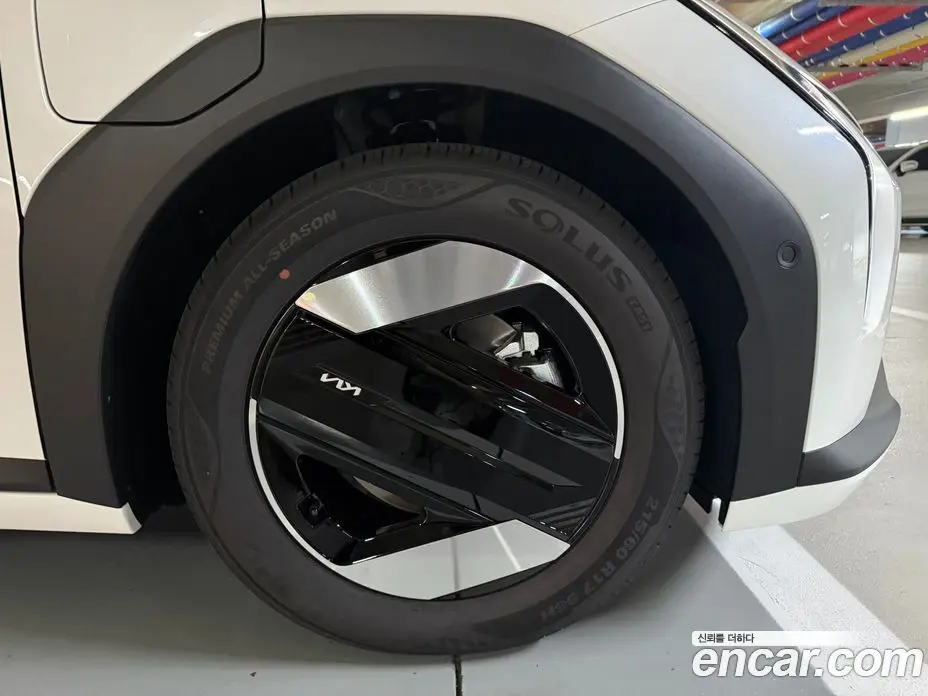 Kia EV4 2025 автомат (гидро), фото 14 Kia EV4 2025 автомат (гидро), фото 14