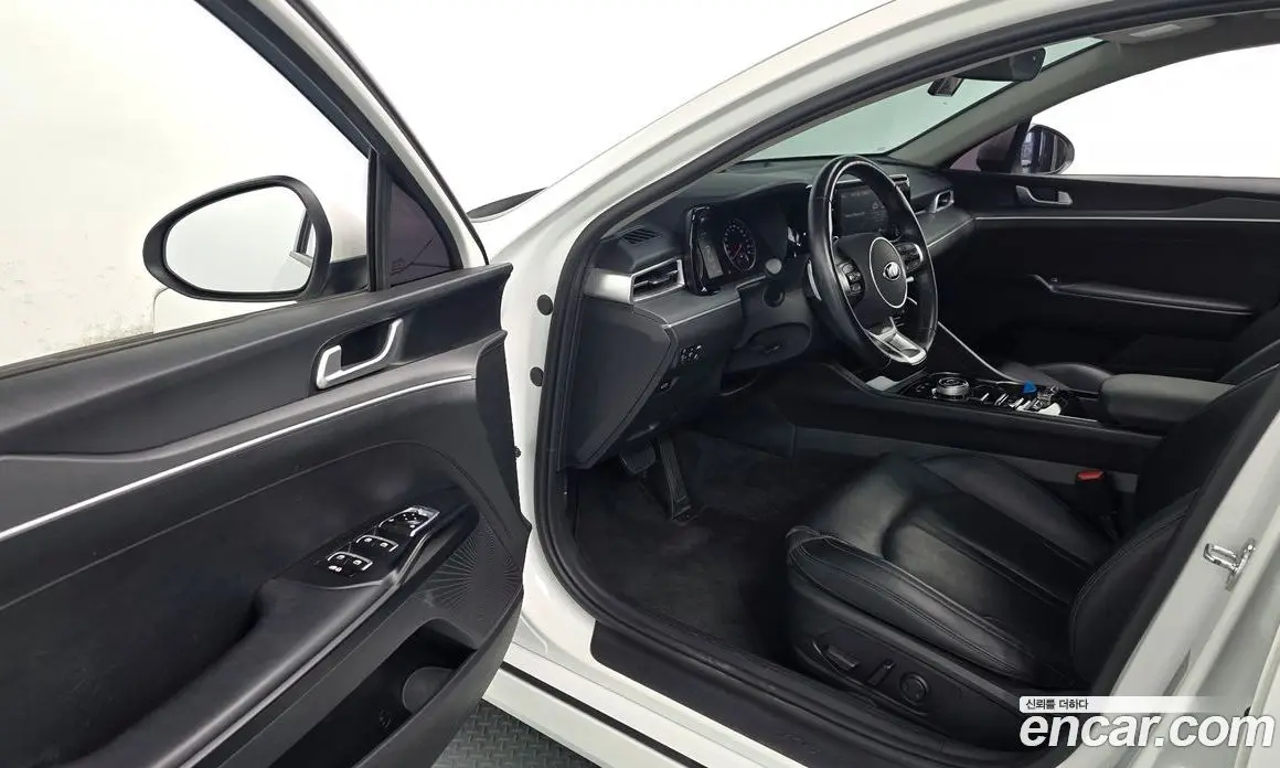 Kia K5 (Optima) 2020 2.0 автомат (гидро), фото 10 Kia K5 (Optima) 2020 2.0 автомат (гидро), фото 10