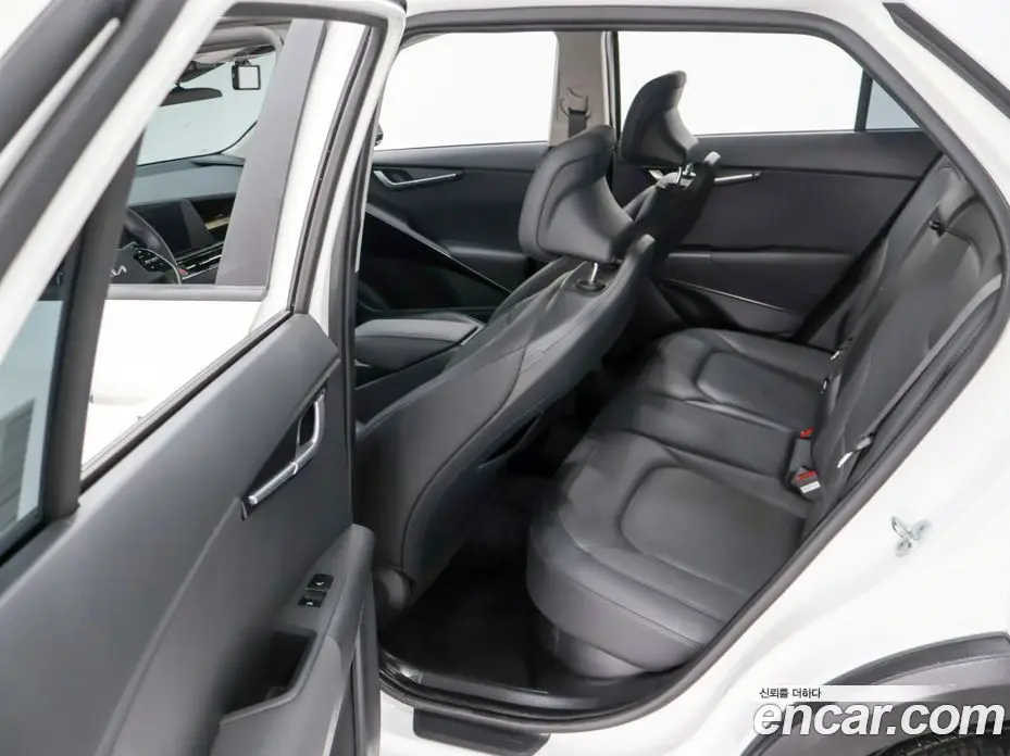 Kia Niro 2022 1.6 автомат (гидро), фото 10 Kia Niro 2022 1.6 автомат (гидро), фото 10