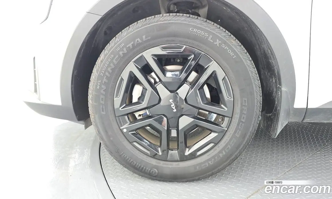Kia Sorento 2024 1.6 автомат (гидро), фото 5 Kia Sorento 2024 1.6 автомат (гидро), фото 5