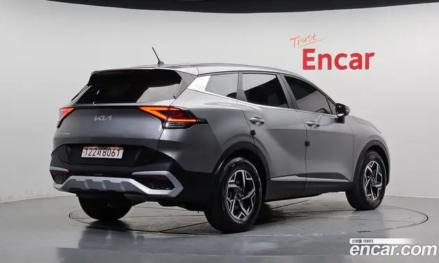 Kia Sportage 2022 2.0 автомат (гидро), миниатюра 2