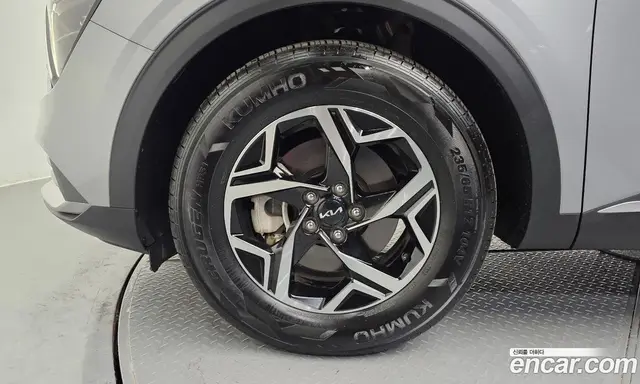 Kia Sportage 2022 2.0 автомат (гидро), миниатюра 5