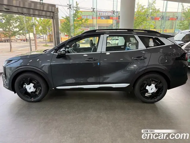 Kia Sportage 2026 1.6 автомат (гидро), миниатюра 6