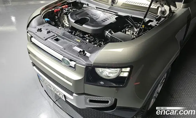 Land Rover Defender 2021 3.0 автомат (гидро), миниатюра 6 Land Rover Defender 2021 3.0 автомат (гидро), миниатюра 6