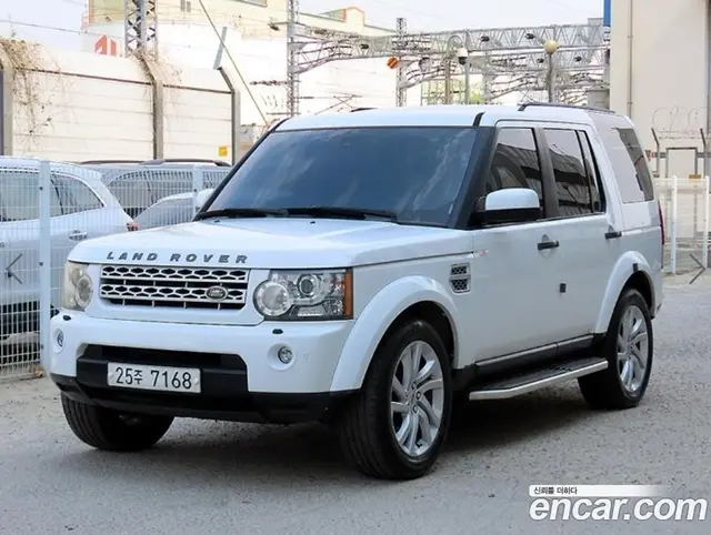 Land Rover Discovery 2013 3.0 автомат (гидро), миниатюра 2 Land Rover Discovery 2013 3.0 автомат (гидро), миниатюра 2
