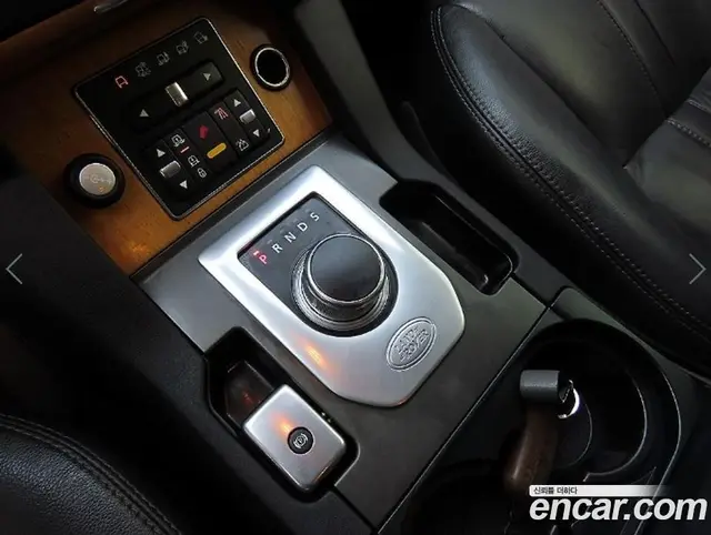 Land Rover Discovery 2013 3.0 автомат (гидро), миниатюра 10 Land Rover Discovery 2013 3.0 автомат (гидро), миниатюра 10