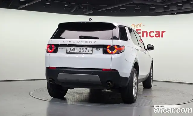 Land Rover Discovery Sport 2018 2.0 автомат (гидро), миниатюра 4