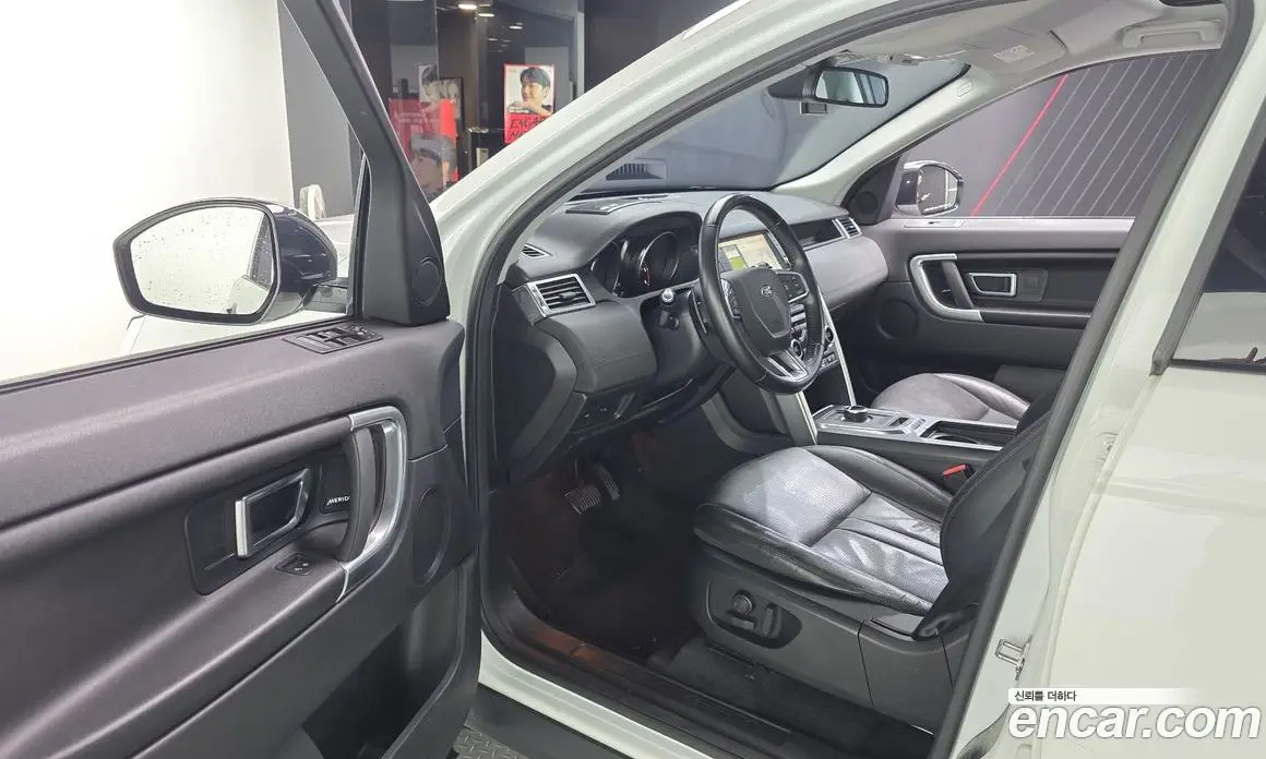 Land Rover Discovery Sport 2018 2.0 автомат (гидро), фото 10