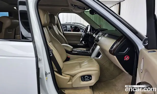 Land Rover Range Rover 2016 4.4 автомат (гидро), миниатюра 11 Land Rover Range Rover 2016 4.4 автомат (гидро), миниатюра 11