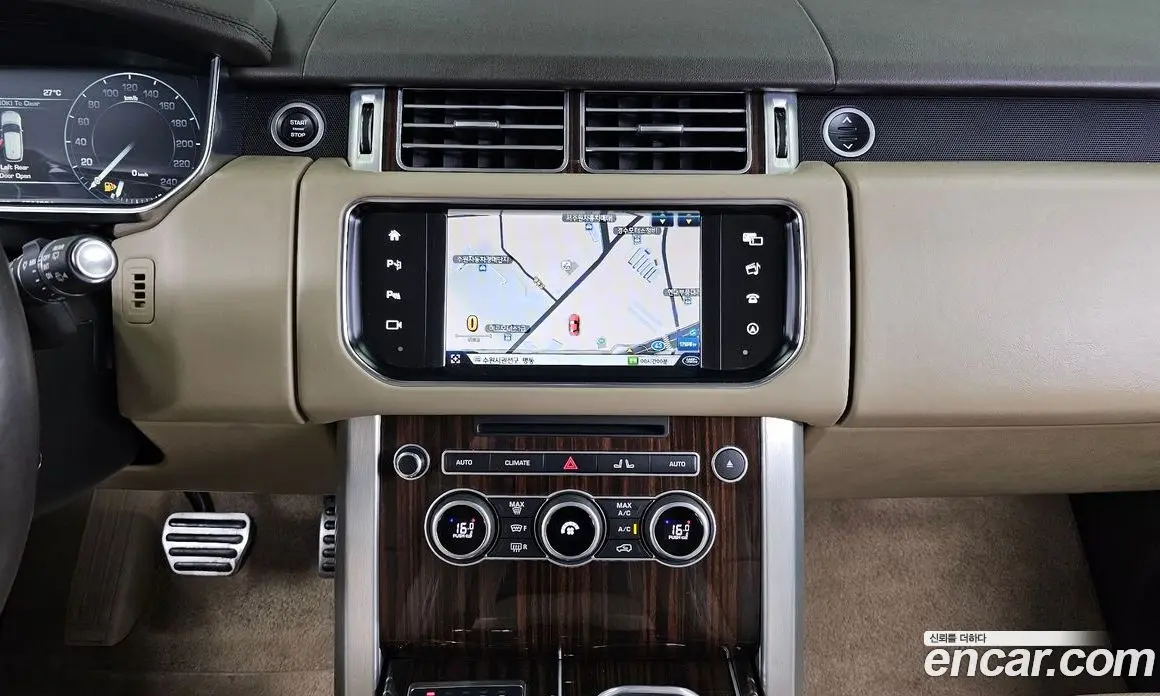 Land Rover Range Rover 2016 4.4 автомат (гидро), фото 14 Land Rover Range Rover 2016 4.4 автомат (гидро), фото 14