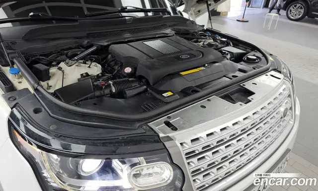Land Rover Range Rover 2016 4.4 автомат (гидро), миниатюра 6 Land Rover Range Rover 2016 4.4 автомат (гидро), миниатюра 6