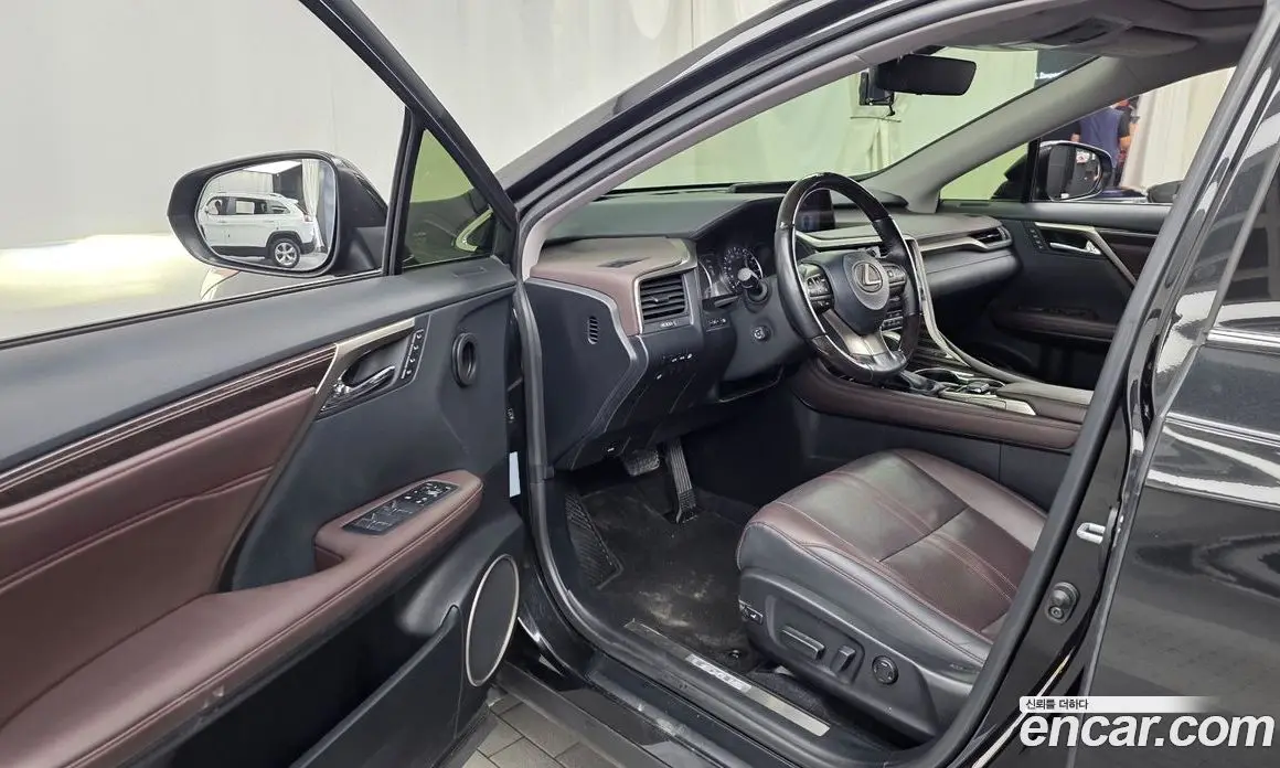 Lexus RX 2017 3.5 автомат (гидро), фото 10