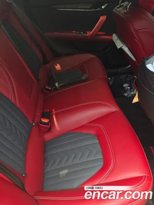 Maserati Quattroporte 2019 3.0 автомат (гидро), фото 11