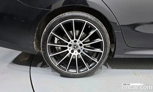 Mercedes-Benz CLS-Class 2019 2.9 автомат (гидро), миниатюра 5