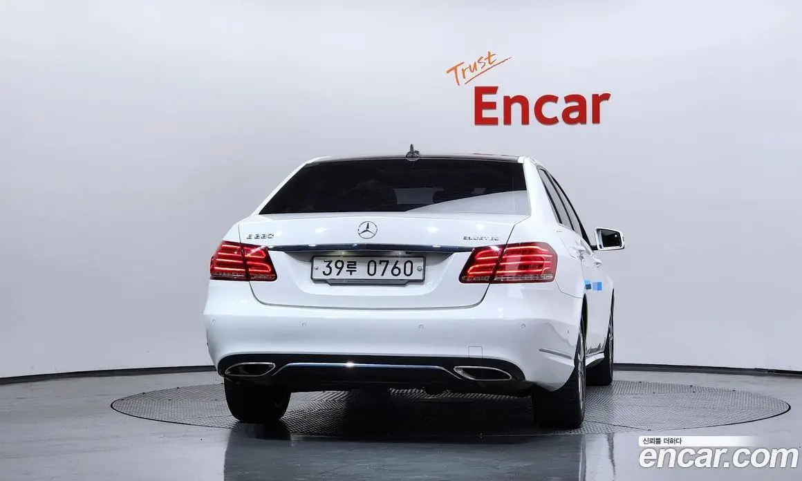 Mercedes-Benz E-Class 2015 2.1 автомат (гидро), фото 4 Mercedes-Benz E-Class 2015 2.1 автомат (гидро), фото 4