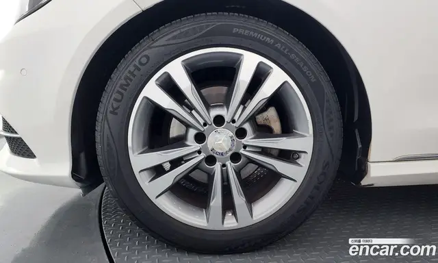 Mercedes-Benz E-Class 2015 2.1 автомат (гидро), миниатюра 5 Mercedes-Benz E-Class 2015 2.1 автомат (гидро), миниатюра 5