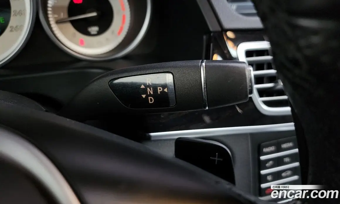 Mercedes-Benz E-Class 2015 2.1 автомат (гидро), фото 9 Mercedes-Benz E-Class 2015 2.1 автомат (гидро), фото 9