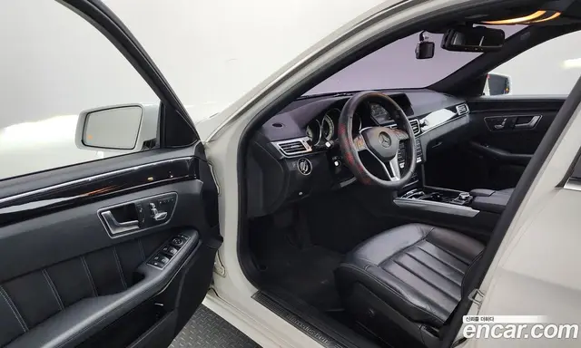 Mercedes-Benz E-Class 2015 2.1 автомат (гидро), миниатюра 10 Mercedes-Benz E-Class 2015 2.1 автомат (гидро), миниатюра 10