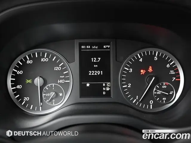 Mercedes-Benz V-Class 2016 1.9 автомат (гидро), миниатюра 8