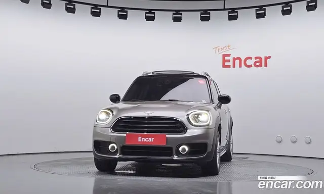Mini Countryman 2020 1.5 автомат (гидро), миниатюра 3 Mini Countryman 2020 1.5 автомат (гидро), миниатюра 3