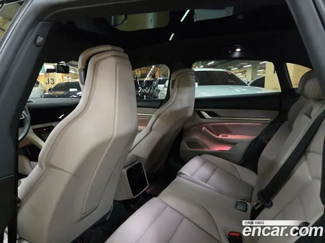 Porsche Taycan 2024 автомат (гидро), миниатюра 11
