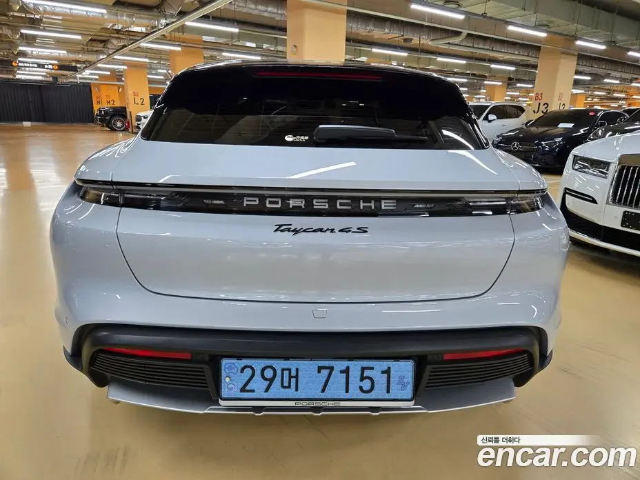 Porsche Taycan 2024 автомат (гидро), фото 6