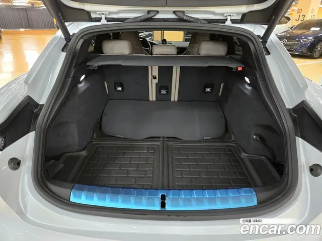 Porsche Taycan 2024 автомат (гидро), миниатюра 9