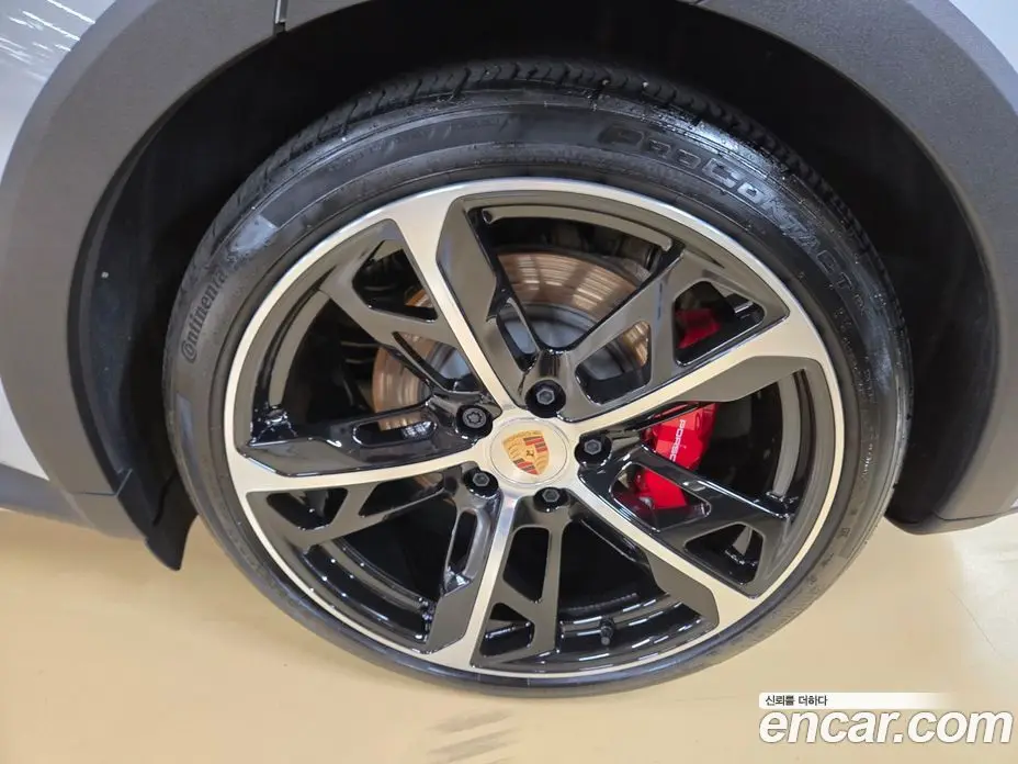 Porsche Taycan 2024 автомат (гидро), фото 10