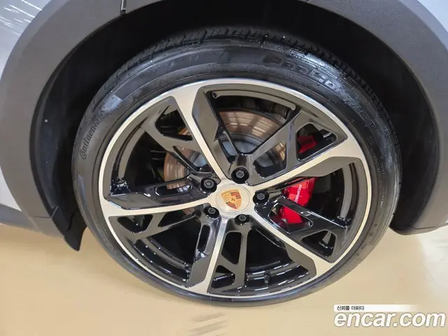 Porsche Taycan 2024 автомат (гидро), миниатюра 10
