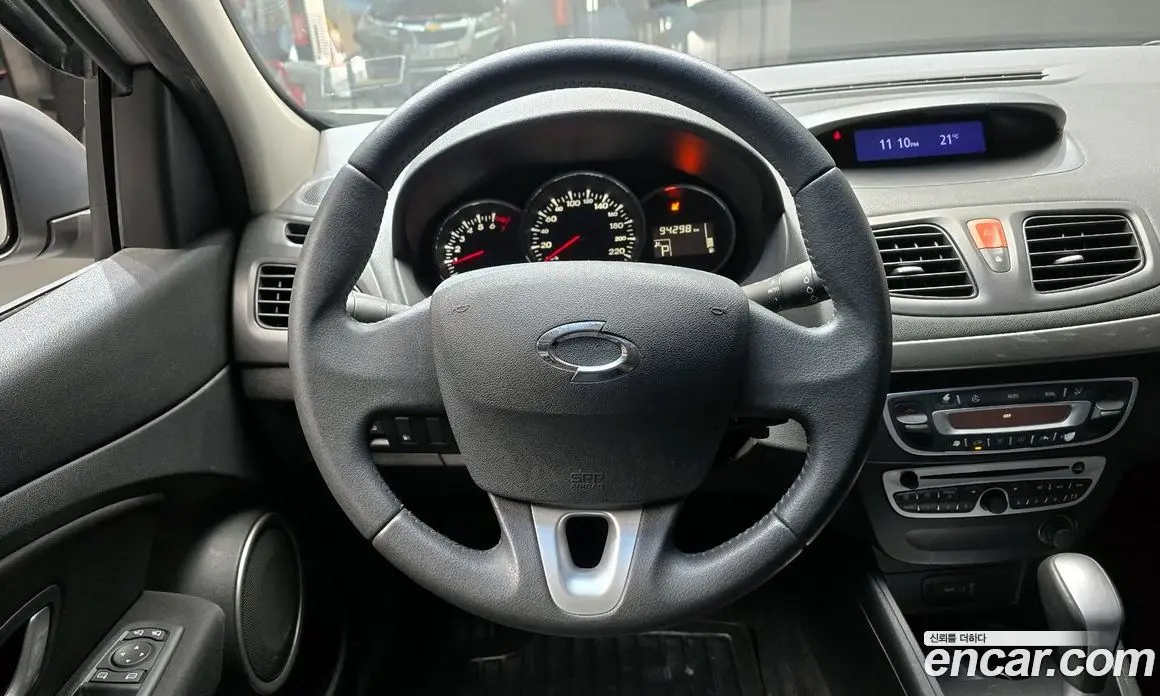 Renault (Samsung) SM3 2010 1.6 автомат (гидро), фото 14 Renault (Samsung) SM3 2010 1.6 автомат (гидро), фото 14
