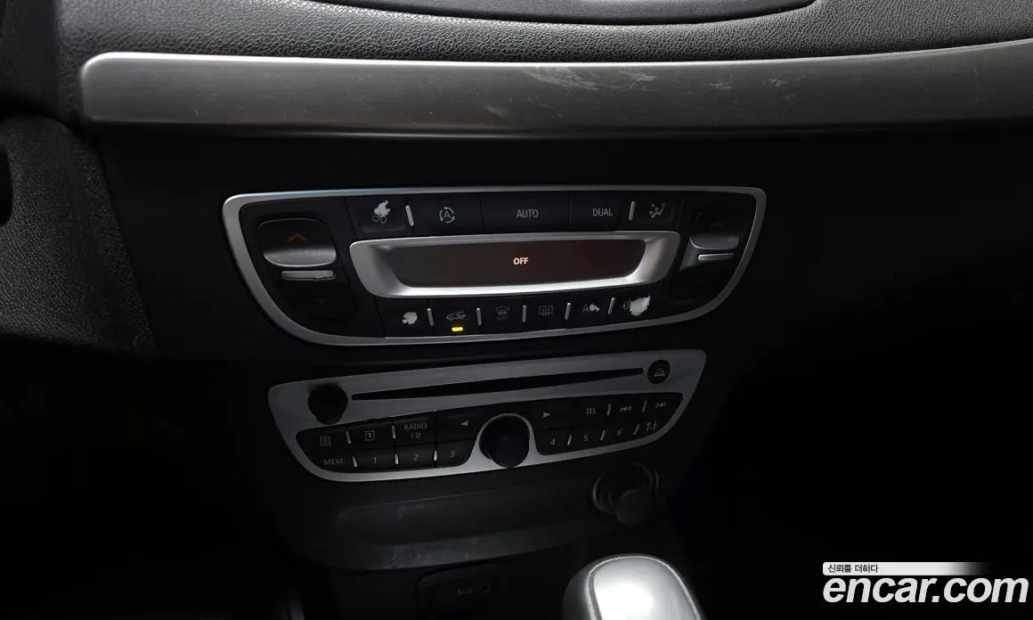 Renault (Samsung) SM3 2010 1.6 автомат (гидро), фото 15 Renault (Samsung) SM3 2010 1.6 автомат (гидро), фото 15