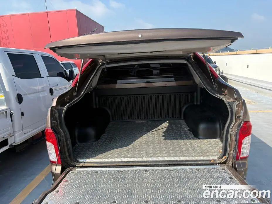 SsangYong Korando 2015 2.0 автомат (гидро), фото 16 SsangYong Korando 2015 2.0 автомат (гидро), фото 16