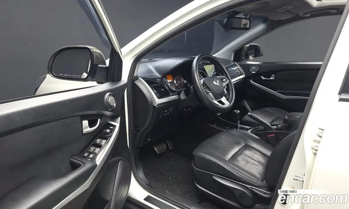 SsangYong Korando 2017 2.2 автомат (гидро), фото 10