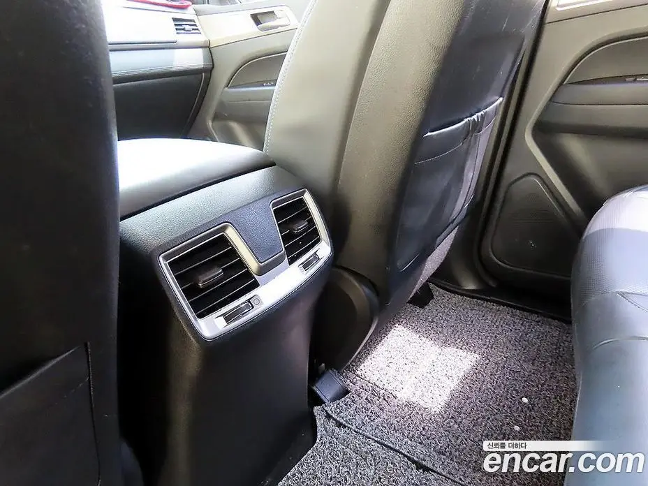 SsangYong Rexton 2018 2.2 автомат (гидро), фото 17 SsangYong Rexton 2018 2.2 автомат (гидро), фото 17