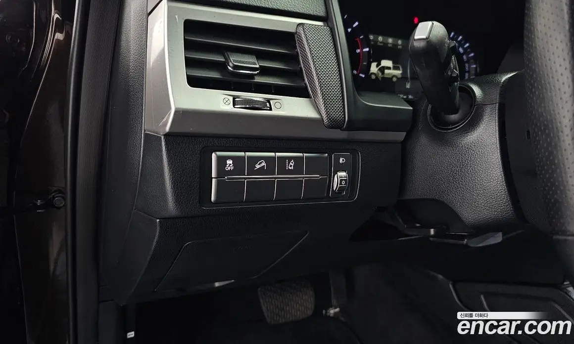 SsangYong Rexton 2019 2.2 автомат (гидро), фото 17