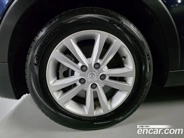 SsangYong TIBOLI 2015 1.6 автомат (гидро), миниатюра 5