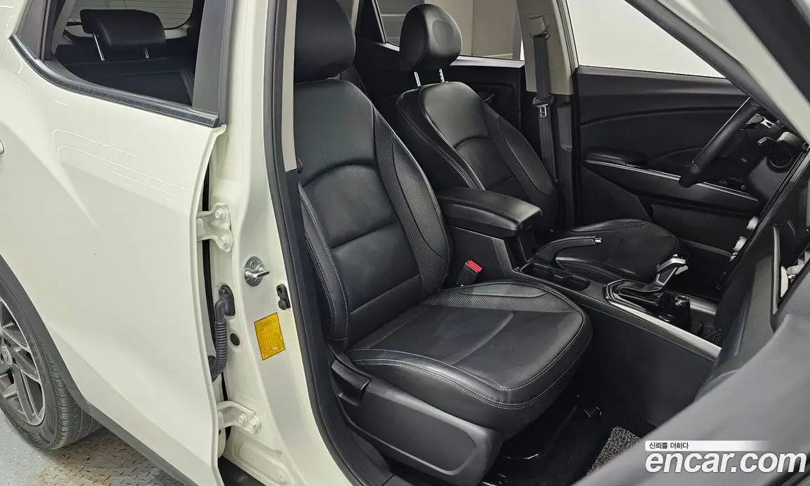 SsangYong TIBOLI 2022 1.5 автомат (гидро), фото 11 SsangYong TIBOLI 2022 1.5 автомат (гидро), фото 11