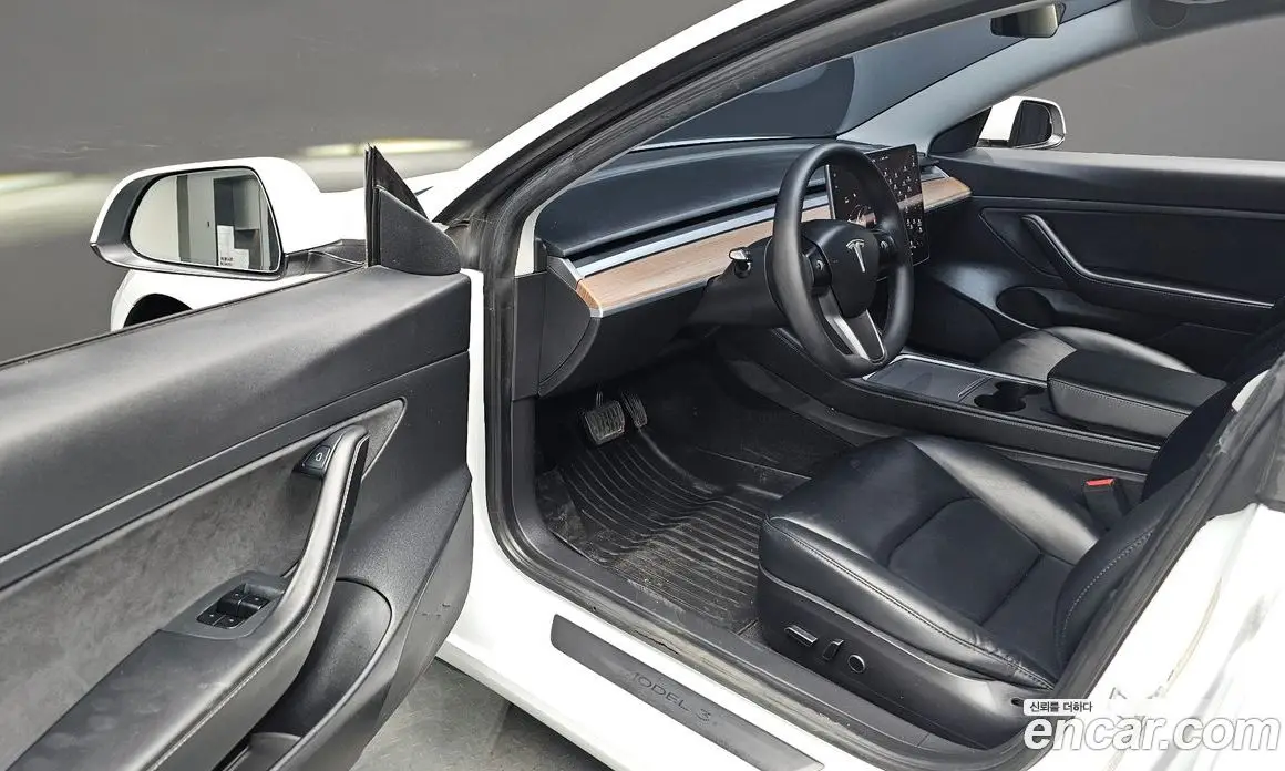 Tesla Model 3 2021 0.2 автомат (гидро), фото 12 Tesla Model 3 2021 0.2 автомат (гидро), фото 12