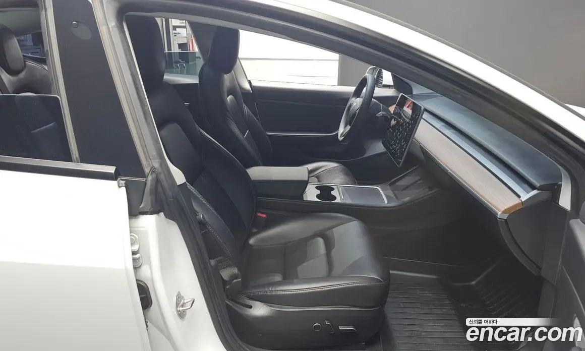 Tesla Model 3 2021 0.2 автомат (гидро), фото 10 Tesla Model 3 2021 0.2 автомат (гидро), фото 10